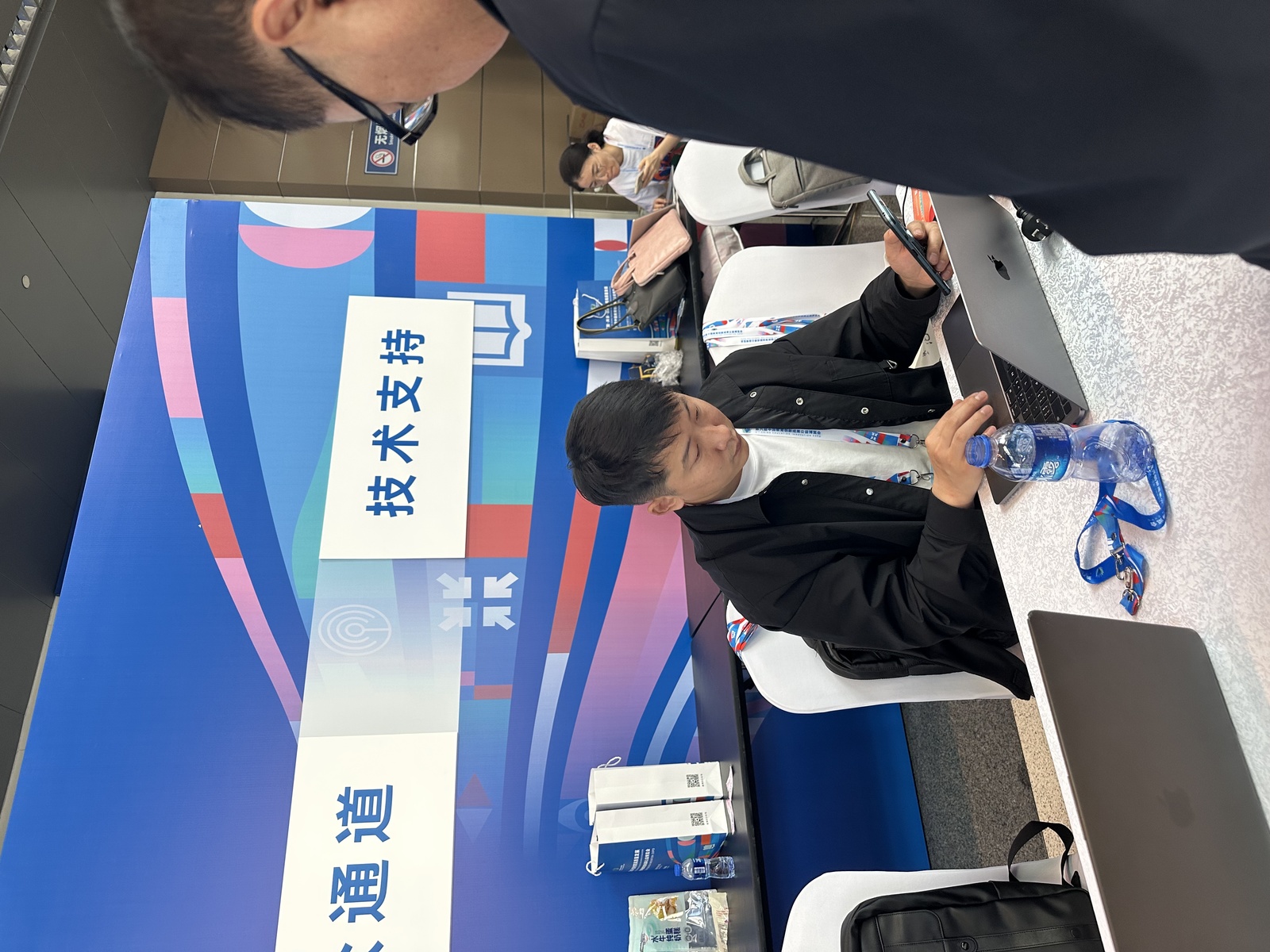 1701001326982189.jpeg AgAACHeIWUMUkmldNd1CsbTBlBV4udbX.jpeg